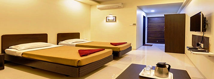 1919/Galaxy Lodge - Kolhapur 04.jpg